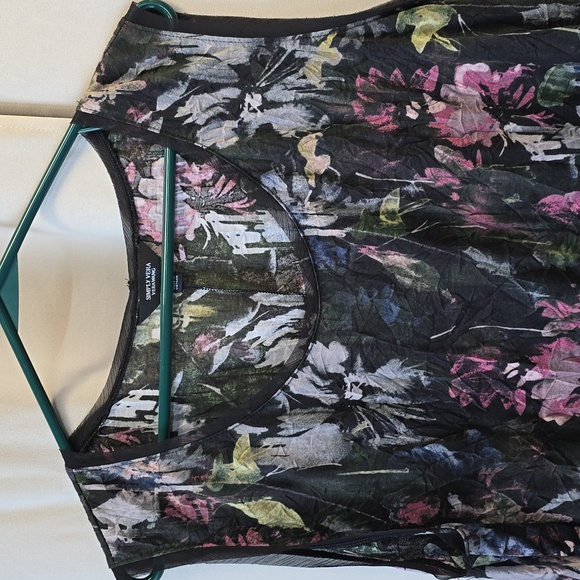 Simply Vera Top - Picture 2 of 7